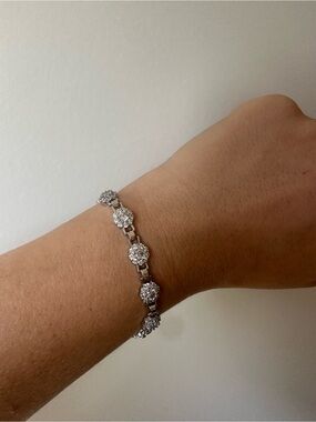 NEW Pretty Bird Jewelry White Gold Tennis Bracelet - 6.5-7”